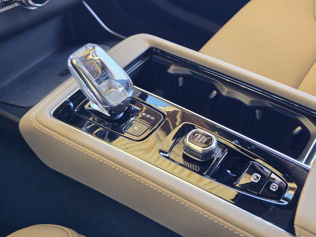 new 2026 Volvo XC90 car, priced at $71,825