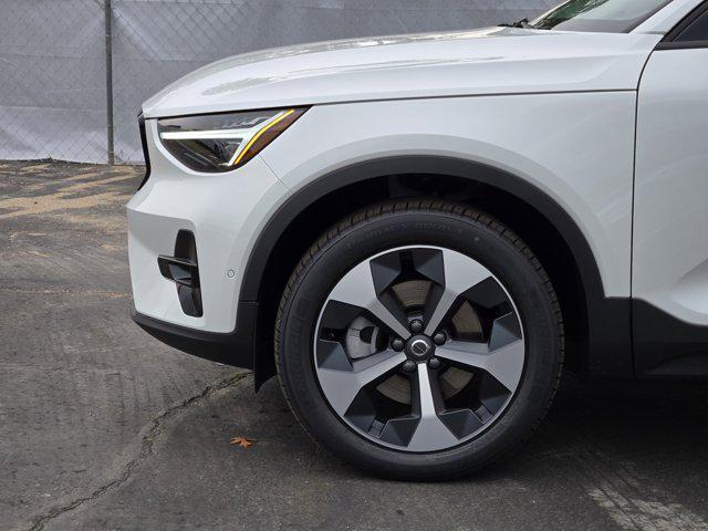 new 2025 Volvo XC40 car, priced at $48,335