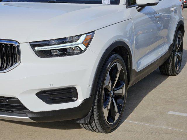 used 2019 Volvo XC40 car, priced at $23,442