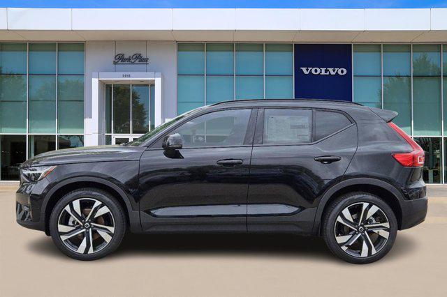 new 2024 Volvo XC40 car, priced at $45,991