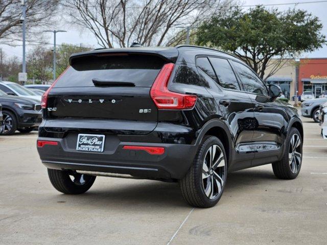 new 2024 Volvo XC40 car, priced at $49,020