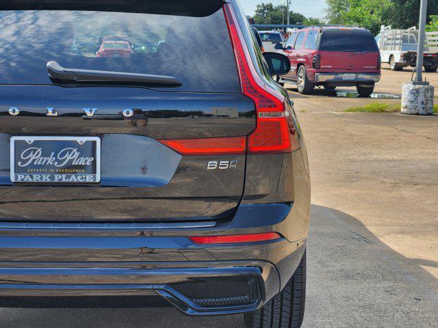 used 2023 Volvo XC60 car, priced at $42,631
