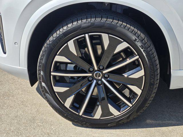 new 2026 Volvo XC90 car, priced at $71,825