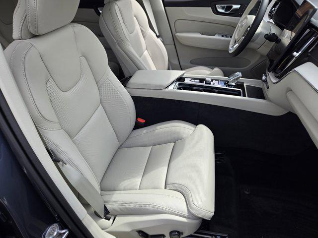 new 2026 Volvo XC60 car, priced at $63,935