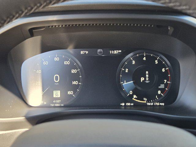 used 2022 Volvo XC40 car, priced at $26,390