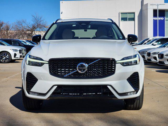 new 2025 Volvo XC60 car, priced at $62,305