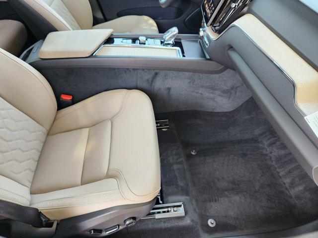 new 2026 Volvo XC60 car, priced at $57,985