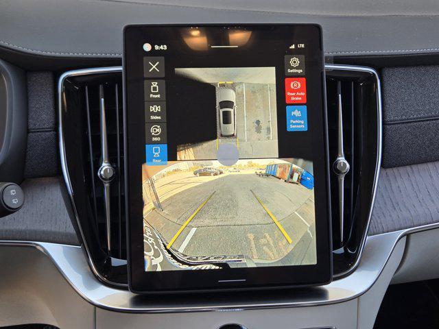 new 2026 Volvo XC90 car, priced at $75,155