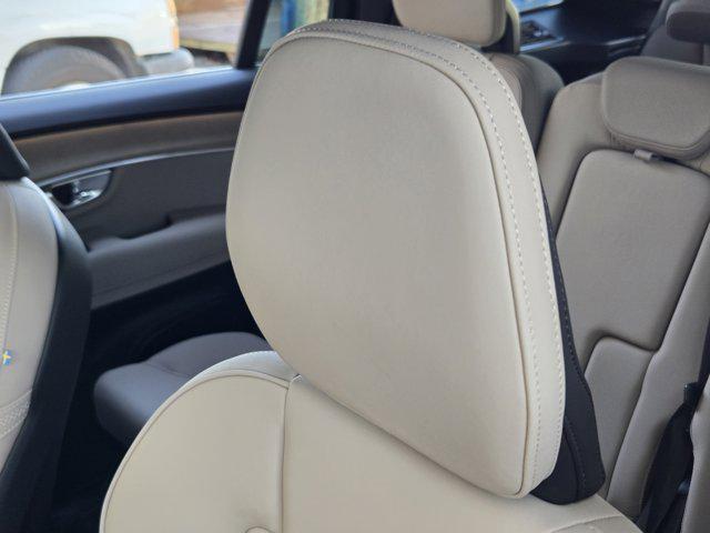 new 2026 Volvo XC90 car, priced at $71,825