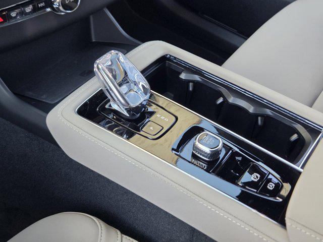 new 2026 Volvo XC90 car, priced at $71,825