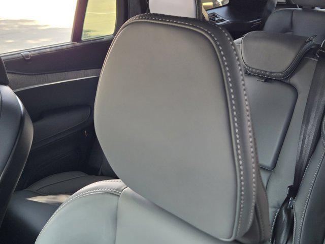 used 2025 Volvo XC90 Plug-In Hybrid car, priced at $76,992