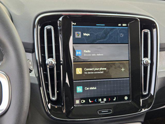 new 2025 Volvo XC40 car, priced at $45,465