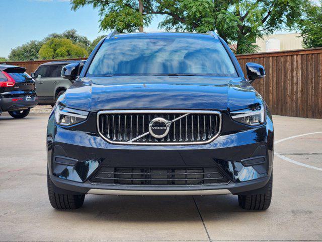 new 2025 Volvo XC40 car, priced at $46,015