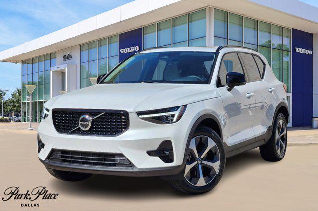 new 2025 Volvo XC40 car, priced at $48,315