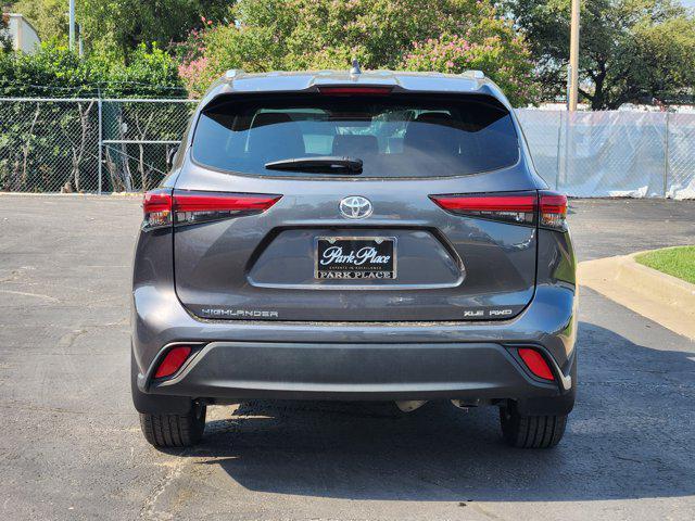 used 2023 Toyota Highlander car, priced at $36,490