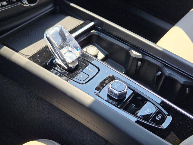 new 2026 Volvo XC60 car, priced at $57,985