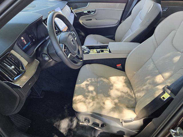 new 2025 Volvo XC90 car, priced at $60,545