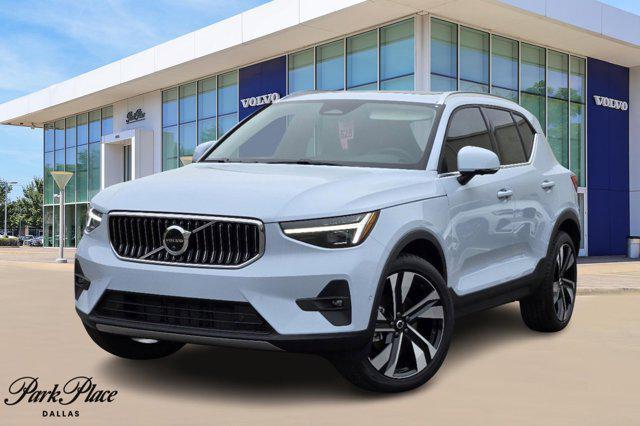 new 2025 Volvo XC40 car, priced at $50,595