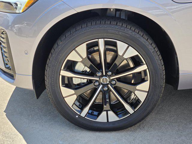 new 2026 Volvo XC60 Plug-In Hybrid car, priced at $69,725