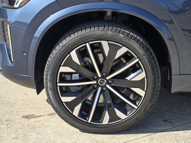 new 2026 Volvo XC90 car, priced at $71,825