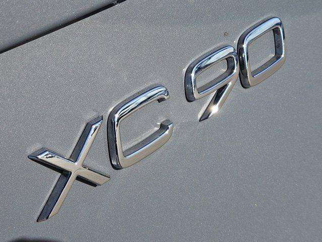 used 2022 Volvo XC90 car, priced at $46,983