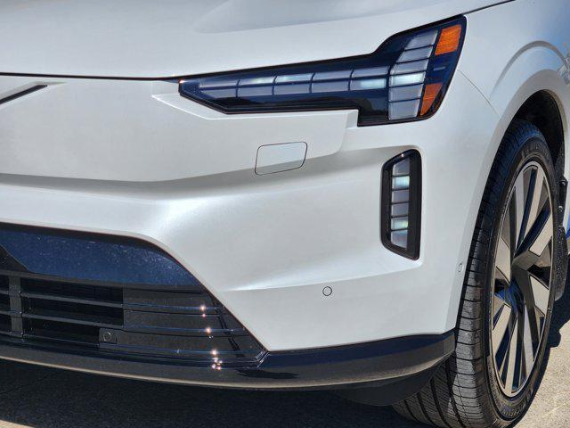 new 2025 Volvo EX90 car, priced at $87,750