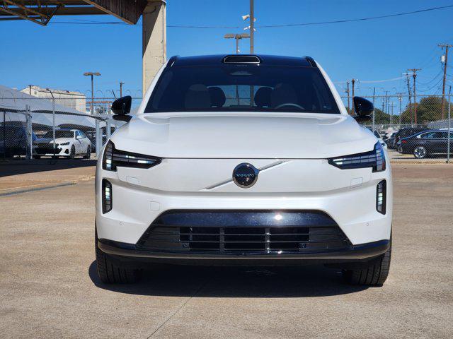 new 2025 Volvo EX90 car, priced at $87,750