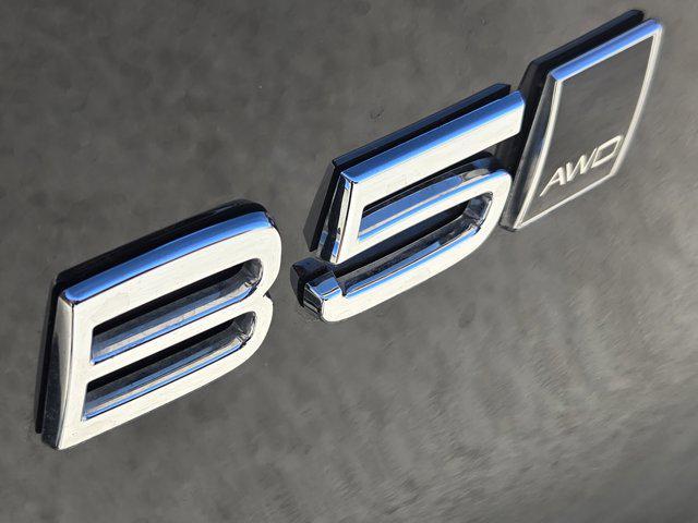 new 2025 Volvo XC40 car, priced at $34,991