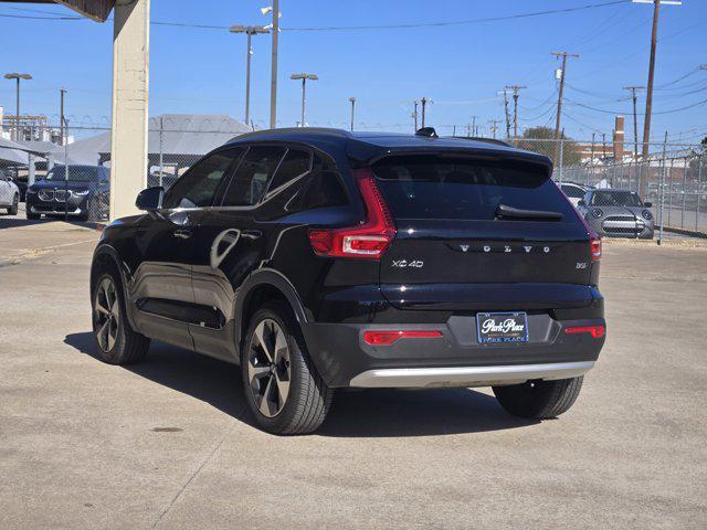 new 2025 Volvo XC40 car, priced at $34,991