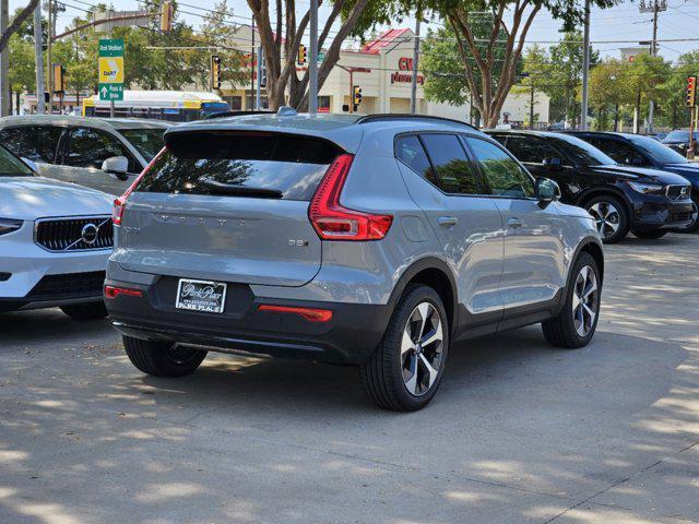 new 2025 Volvo XC40 car, priced at $48,315