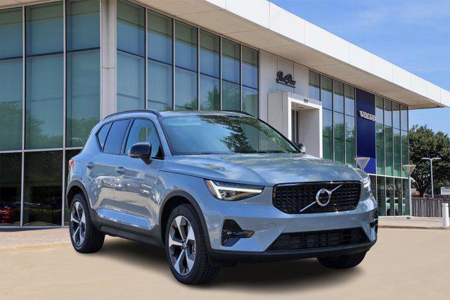 new 2025 Volvo XC40 car, priced at $48,315