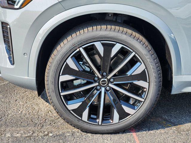new 2026 Volvo XC90 car, priced at $71,825