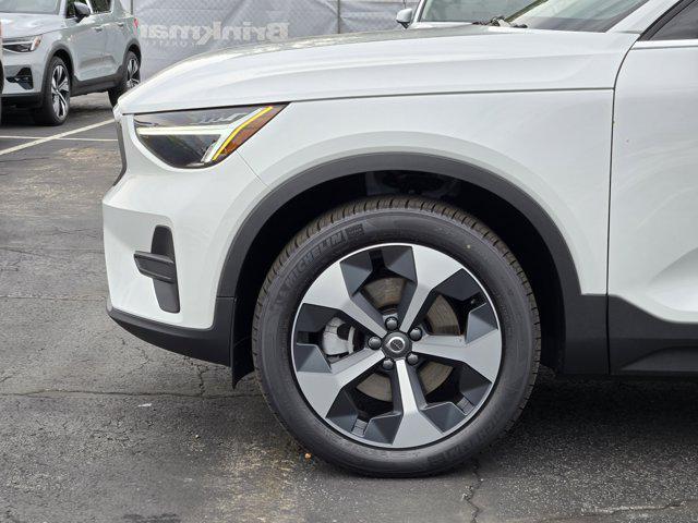 new 2025 Volvo XC40 car, priced at $45,485