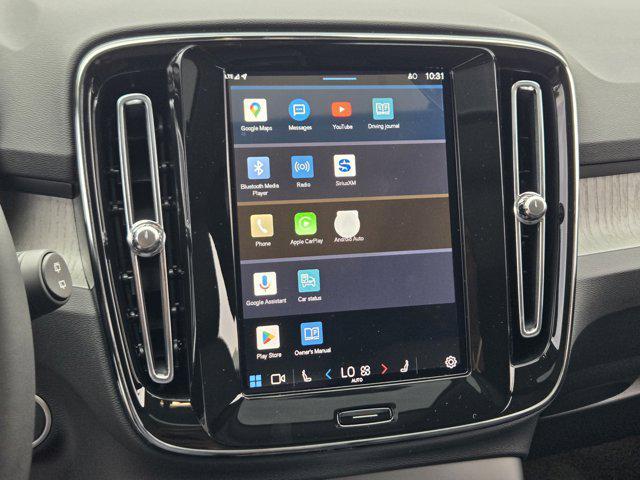 new 2025 Volvo XC40 car, priced at $45,485