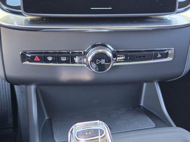 new 2026 Volvo XC90 car, priced at $71,525