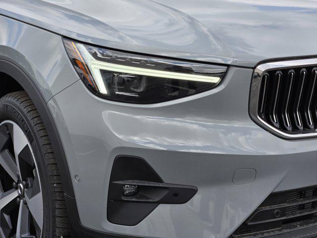 new 2025 Volvo XC40 car, priced at $48,335