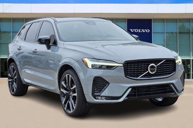 new 2025 Volvo XC60 car, priced at $61,910