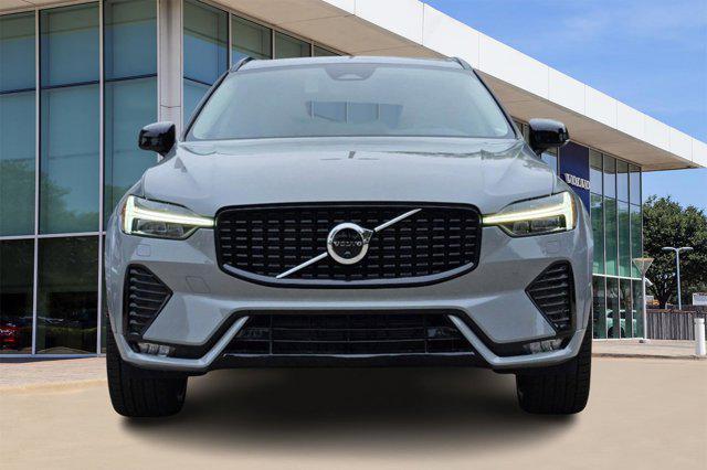 new 2025 Volvo XC60 car, priced at $61,910