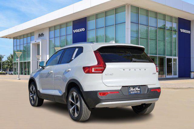 new 2025 Volvo XC40 car, priced at $48,315