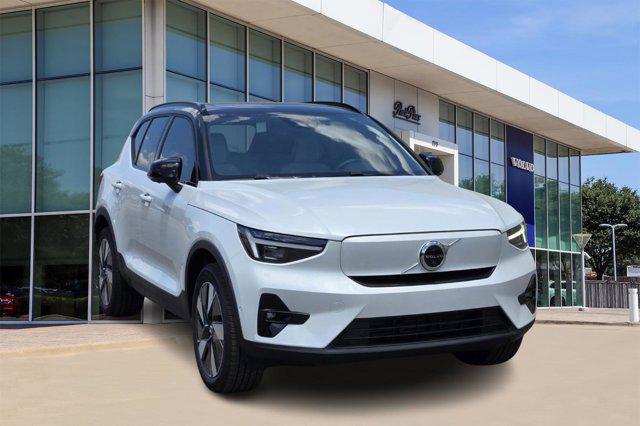 new 2025 Volvo EX40 car, priced at $59,995