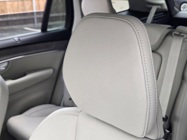 new 2026 Volvo XC90 car, priced at $75,155