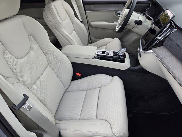 new 2026 Volvo XC90 car, priced at $75,155