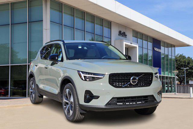 new 2025 Volvo XC40 car, priced at $48,315