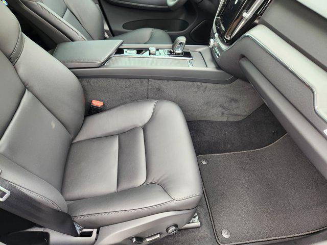 new 2025 Volvo XC60 car, priced at $50,285