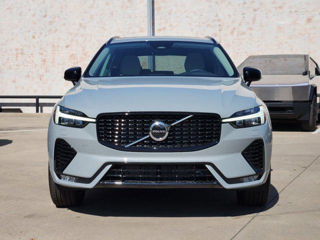 new 2025 Volvo XC60 car, priced at $50,685