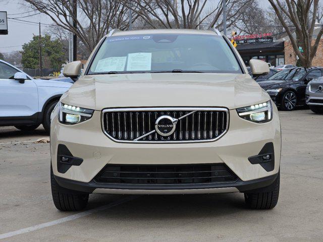 used 2025 Volvo XC40 car, priced at $45,997