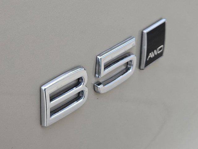 used 2025 Volvo XC40 car, priced at $45,997