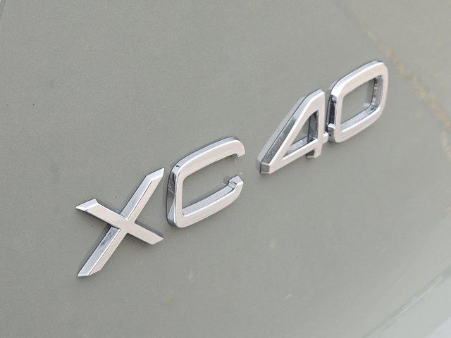 new 2025 Volvo XC40 car, priced at $51,550