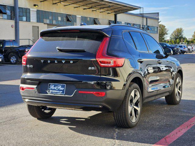 new 2025 Volvo XC40 car, priced at $48,315