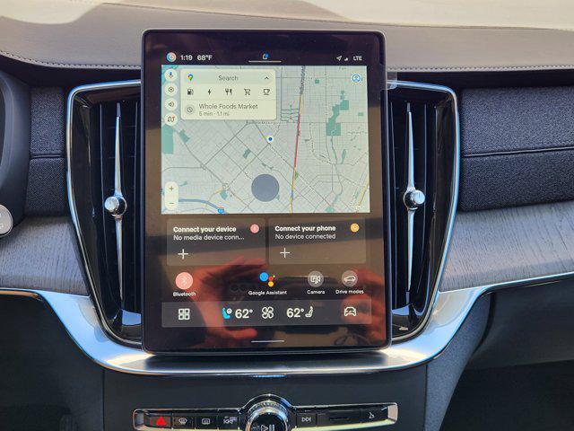 new 2025 Volvo XC90 Plug-In Hybrid car, priced at $82,405